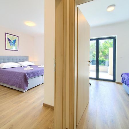 Apartments Paola & Karla With Pool Krk Town Room photo