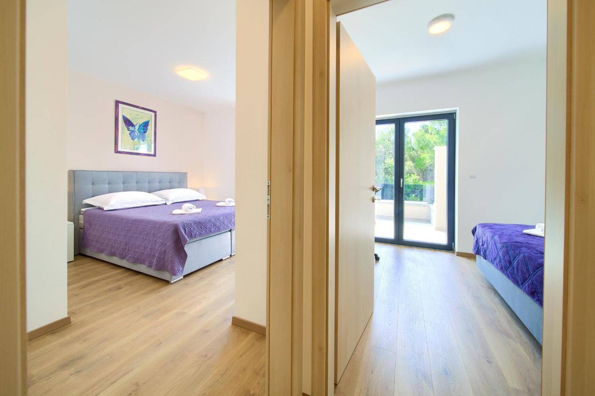 Apartments Paola & Karla With Pool Krk Town Room photo